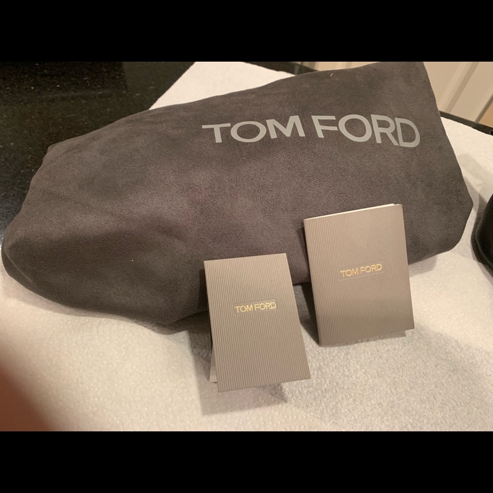 Handbag - Picture 3 of 6